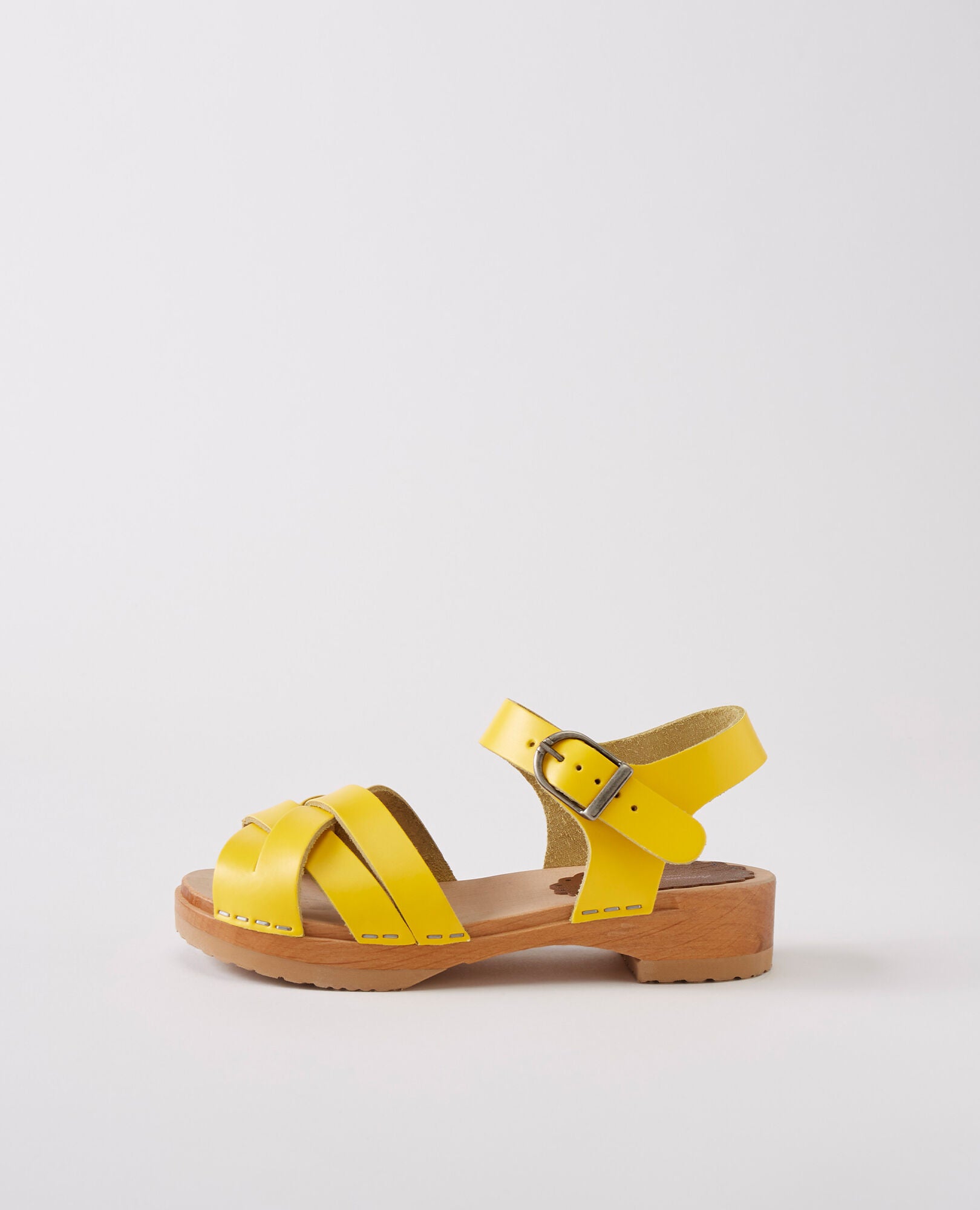 hanna andersson clogs