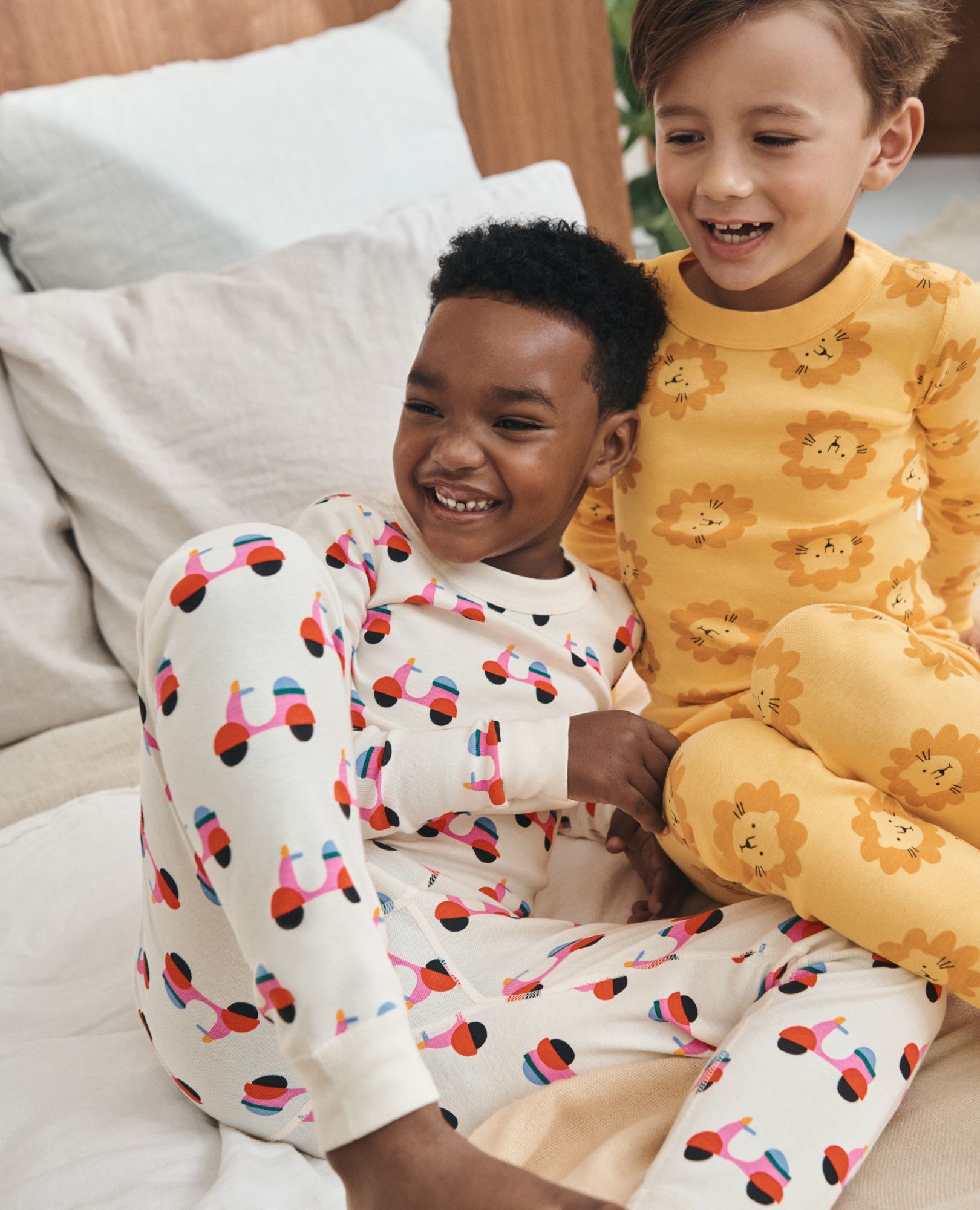 HannaJams™ Pajama Set in Scoot Scoot - main