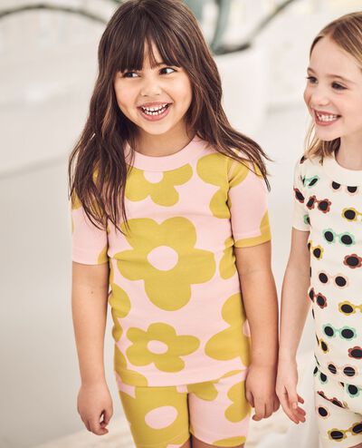 HannaJams™ Pajama Set in Gigantic Daisy on Blush Pink - main