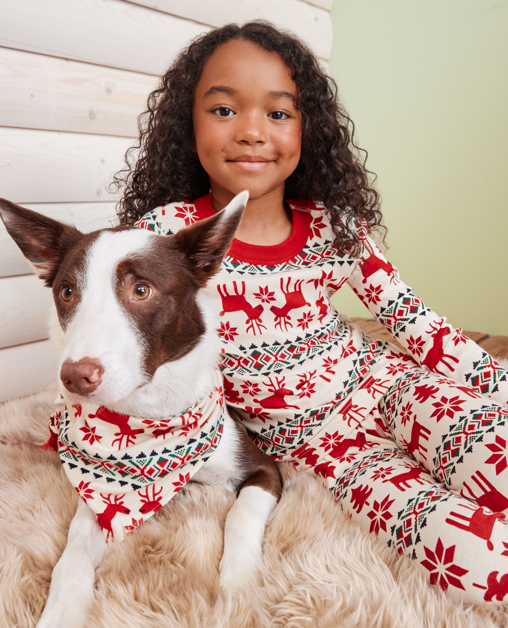 Holiday Dear Deer HannaJams™ Pajama Set in Dear Deer - main