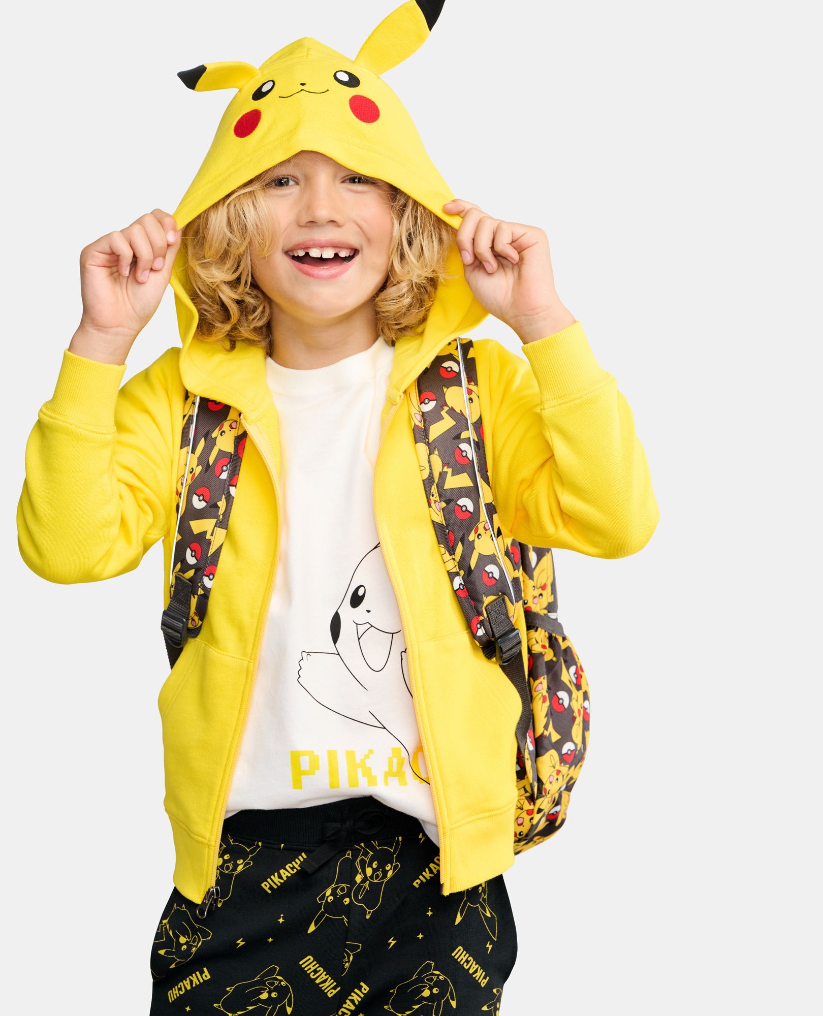 Pikachu shop hoodie kids