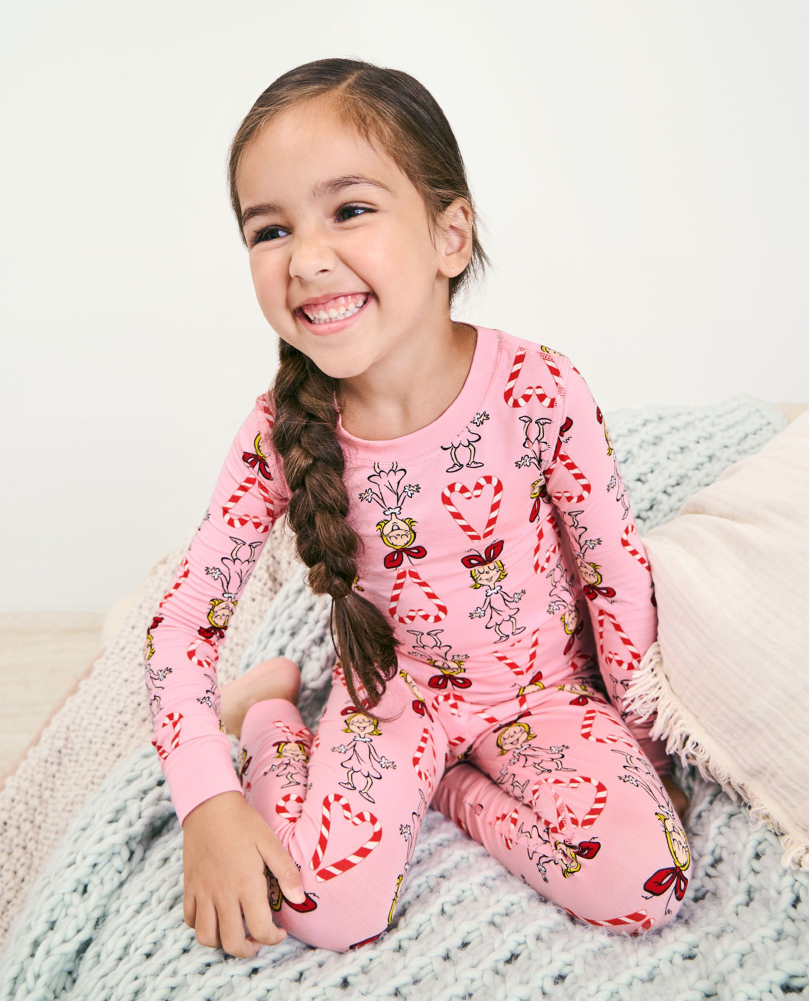 Kids Dr. Seuss Grinch Long John Pajama Set in HannaSoft