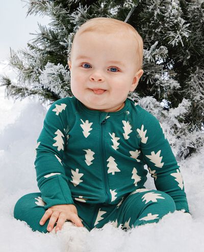 Holiday HannaSoft™ Stretch Sleeper in Happy Trees on Green - main