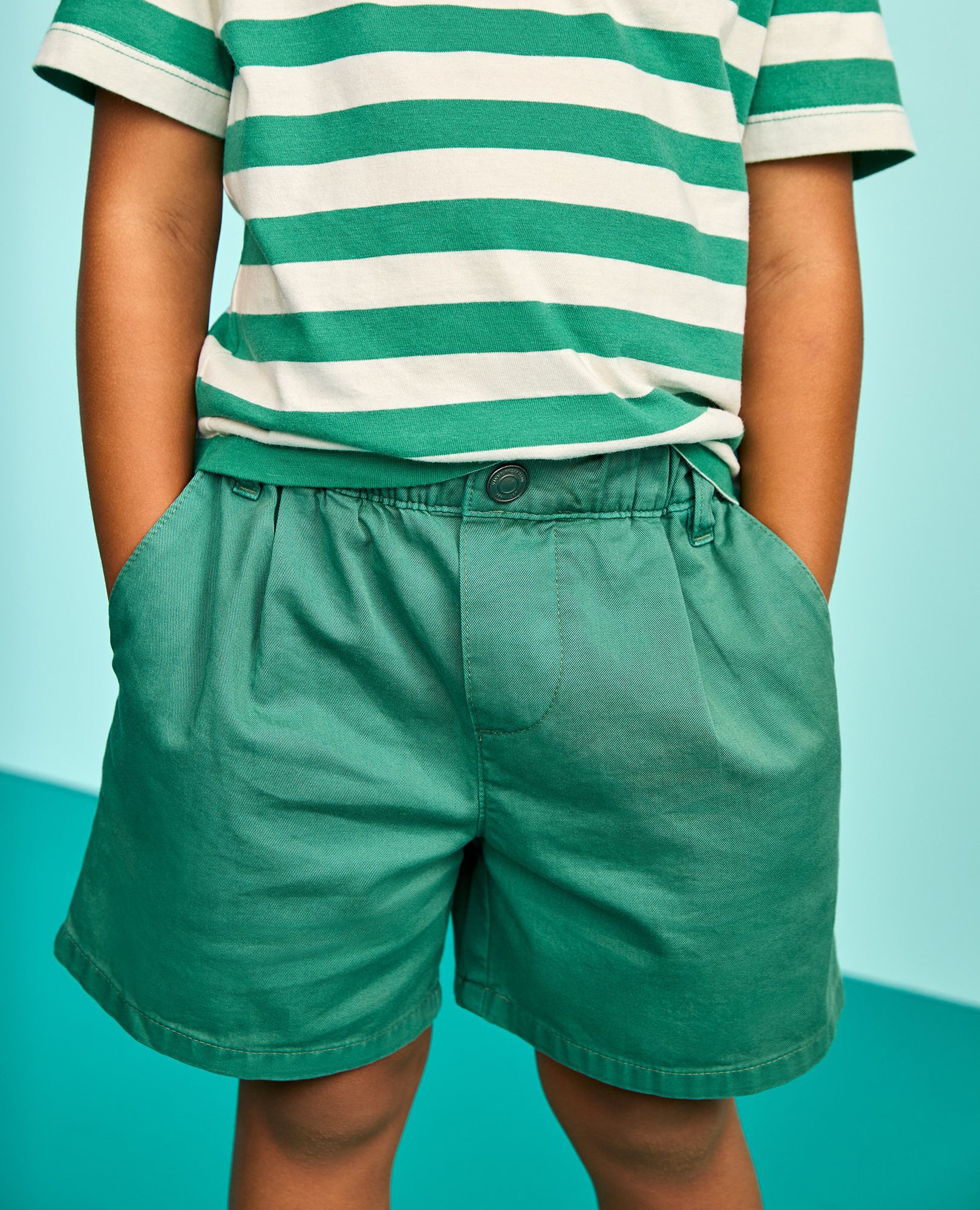 Twill Shorts in Bottle Green - main
