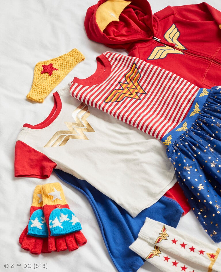 Justice League Wonder Woman Convertible Mittens