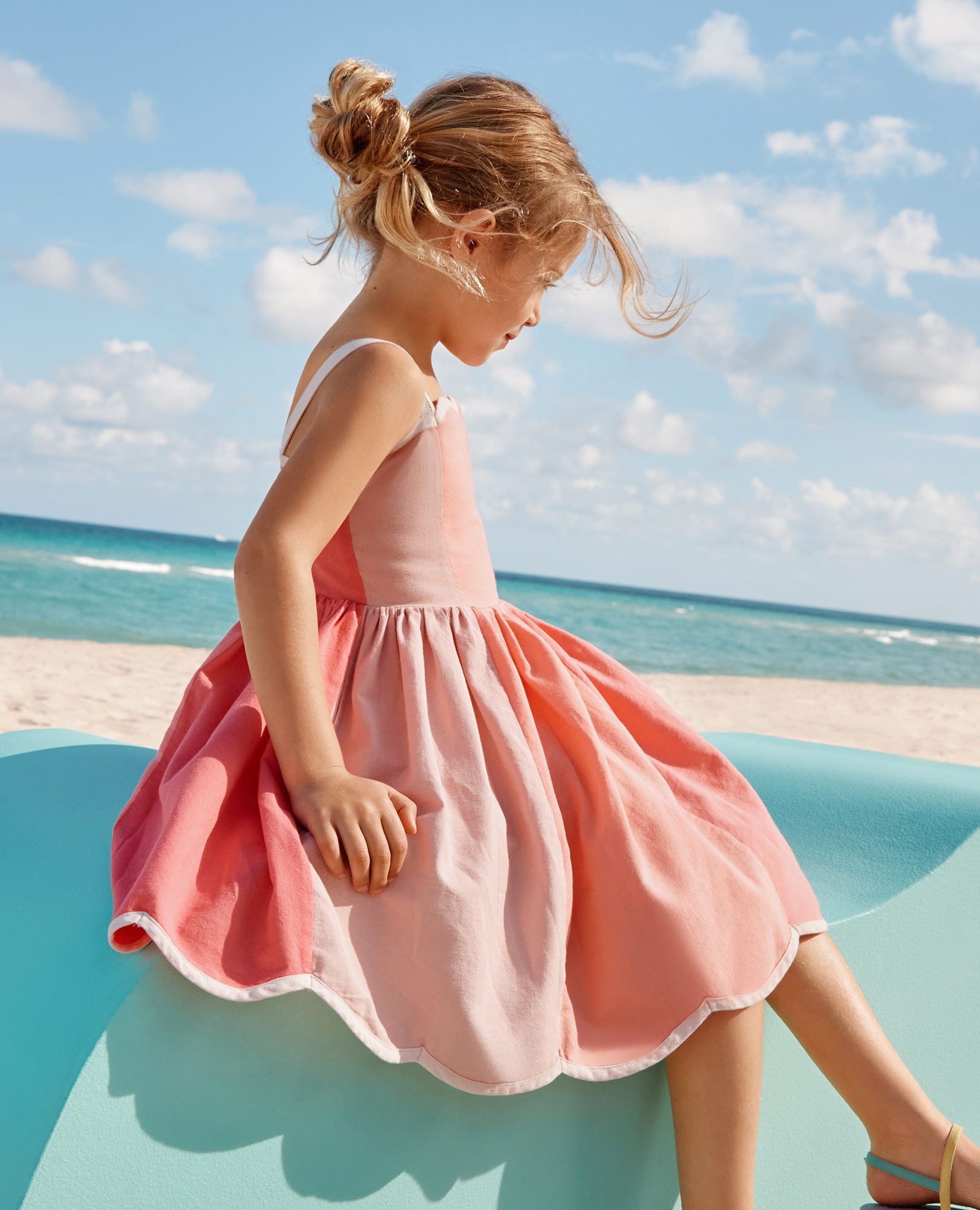 Sleeveless Linen Scalloped Dress with Pockets in Dark Pink Ombre - main