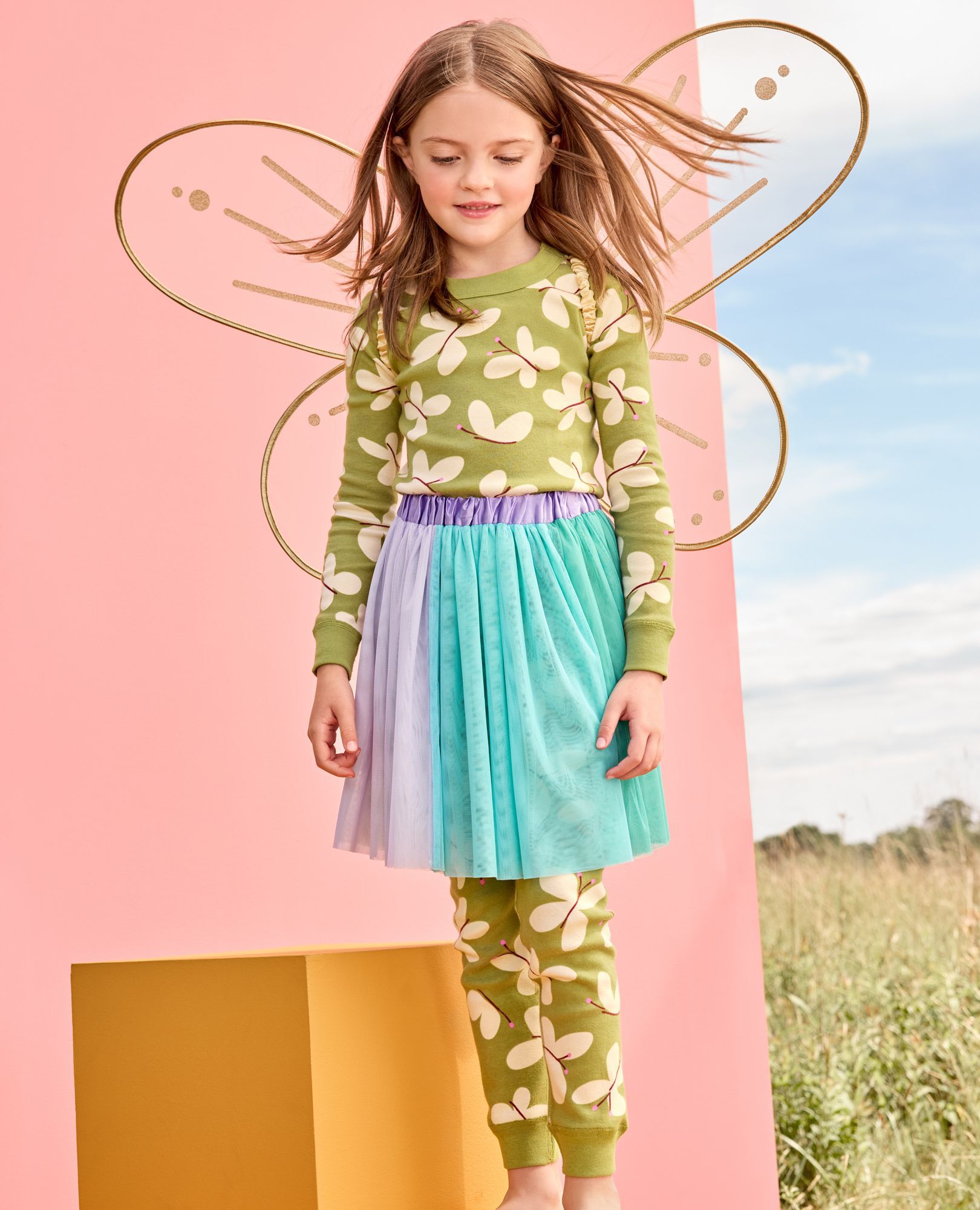 HannaJams™ Pajama Set in Butterflies on Moss Green - main