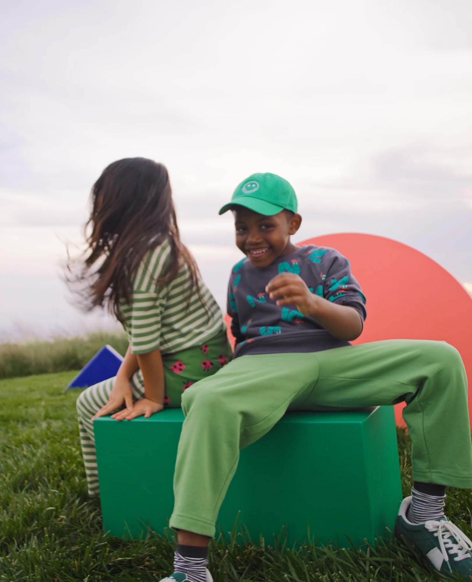 Video of child wearing French Terry Barrel Sweatpants
