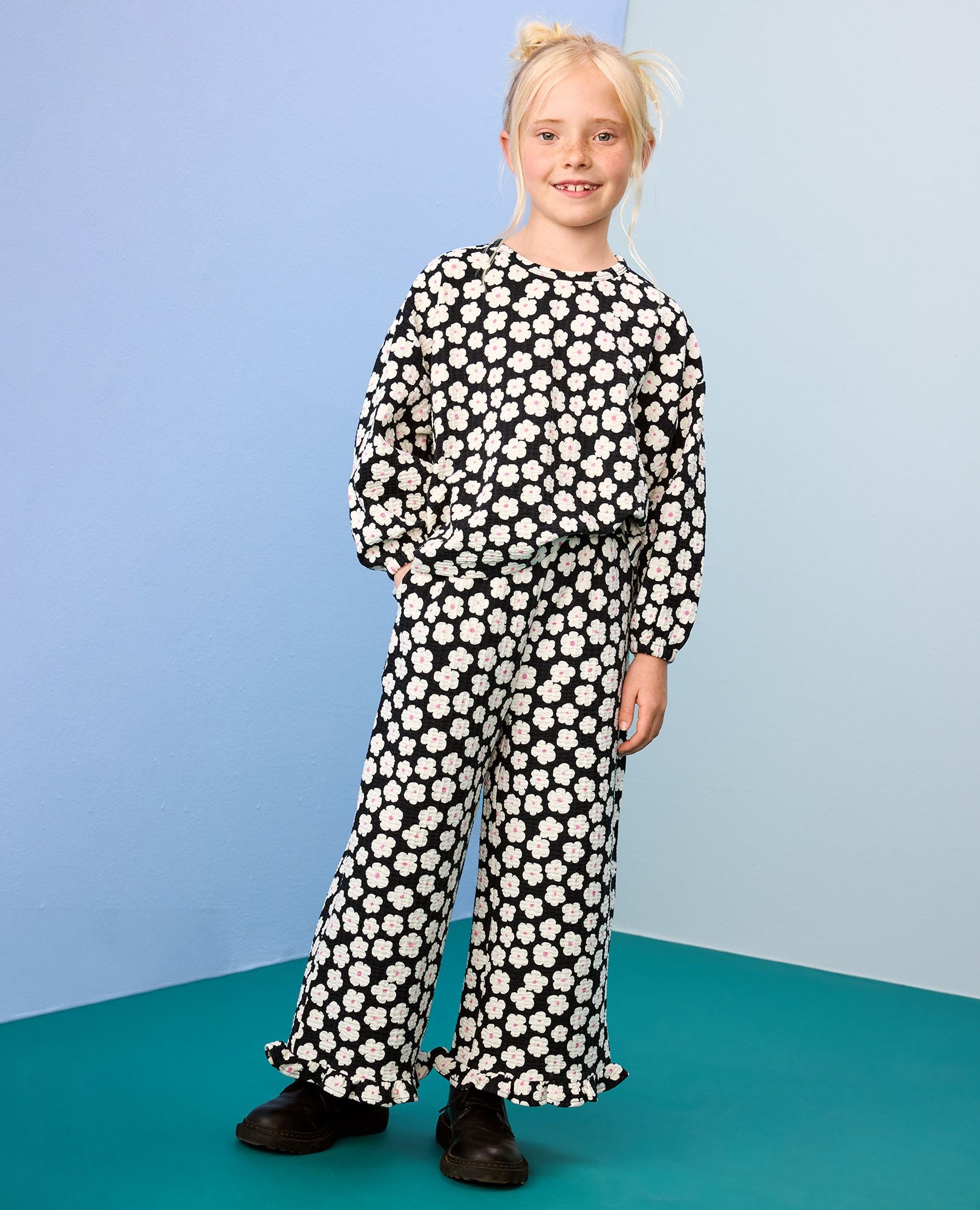 Jacquard Wide Leg Ruffle Pants | Hanna Andersson