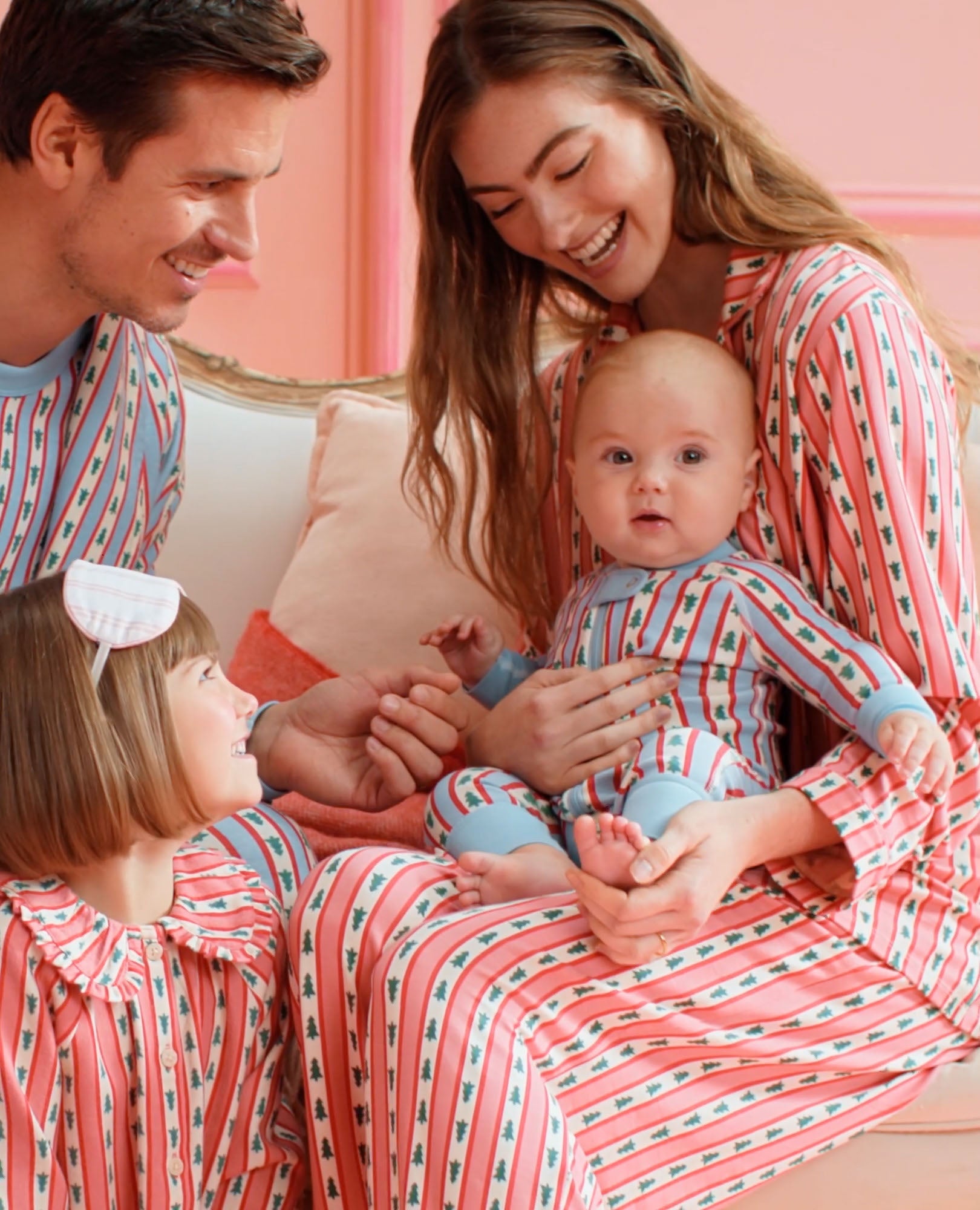 Video of child wearing Holiday HannaJams™ Sleeper